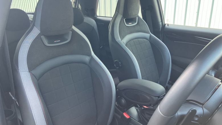 MINI Hatchback 2.0 Cooper S Sport 3dr Auto Petrol Hatchback